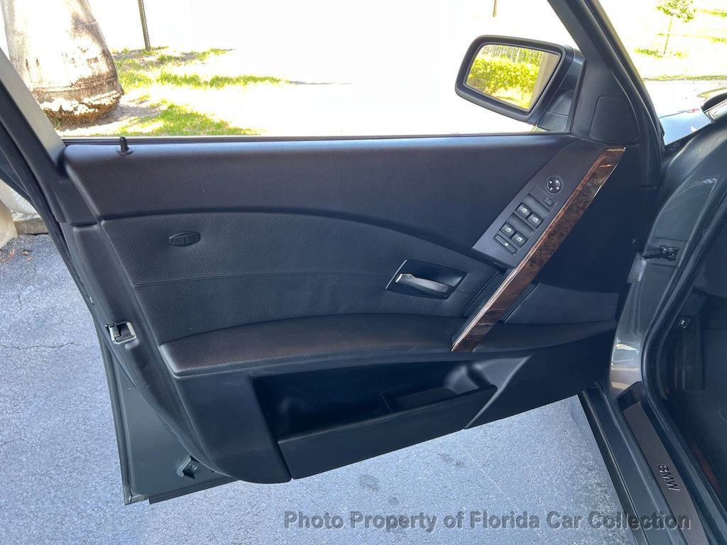 Used 2006 BMW 525i Sedan image 35