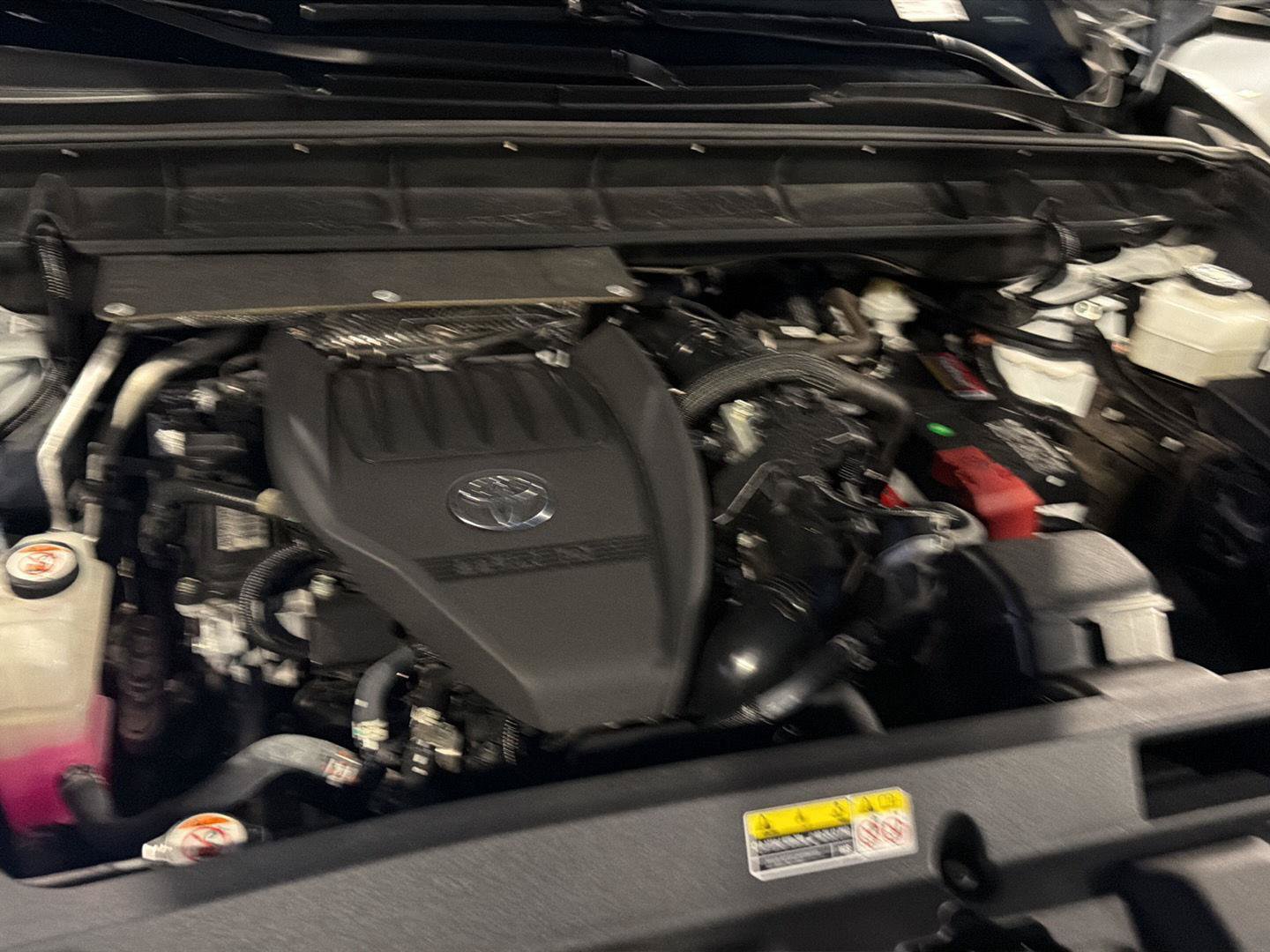 Used 2024 Toyota Highlander XSE FWD image 36