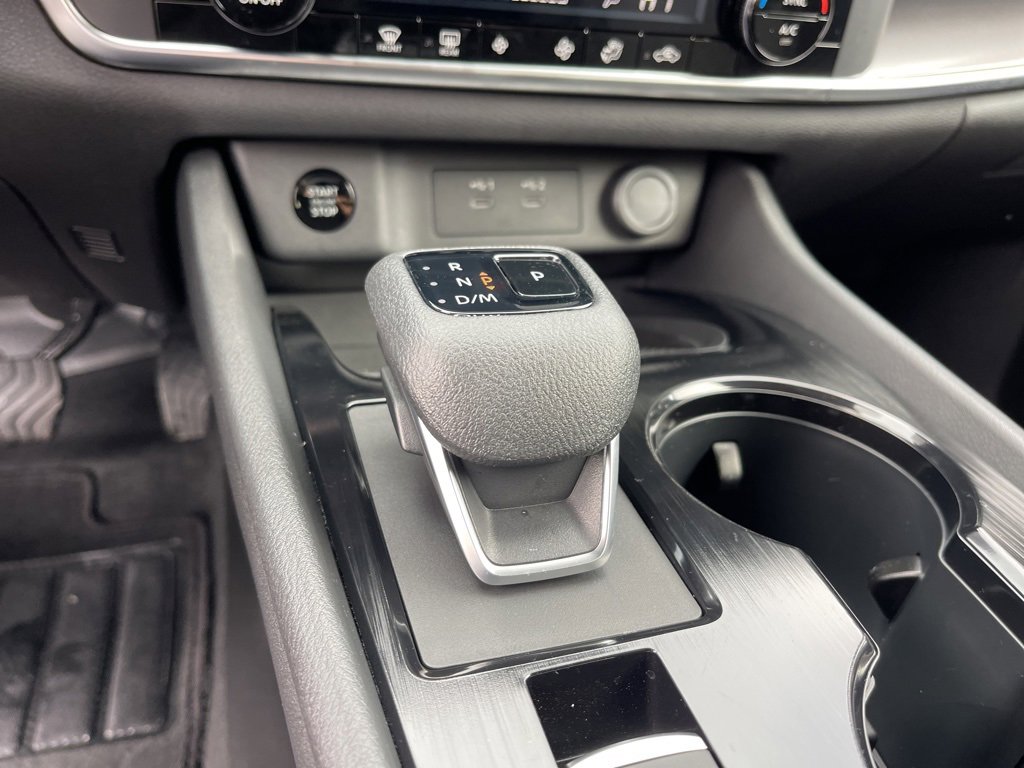 Used 2026 Nissan Rogue SV image 14