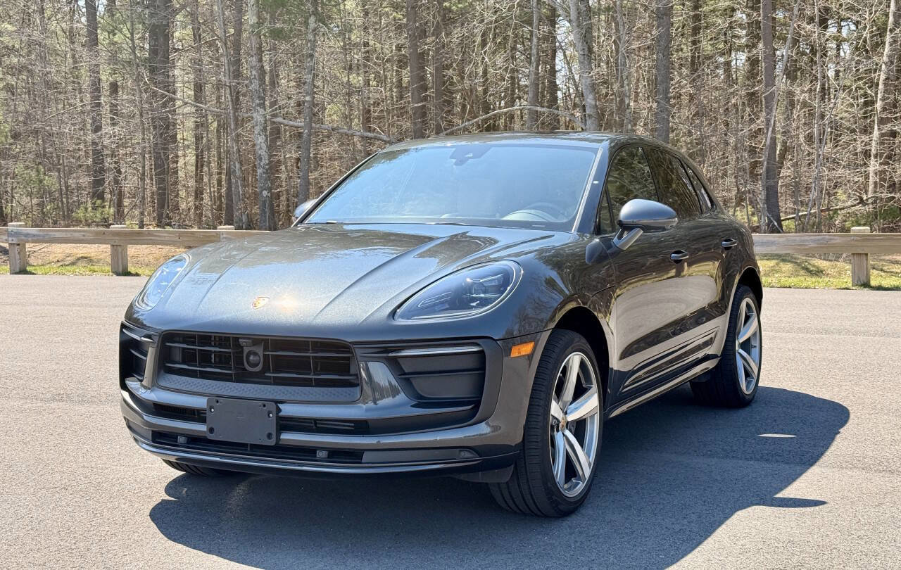 Used 2024 Porsche Macan w/ Premium Plus Package AWD/4WD image 7