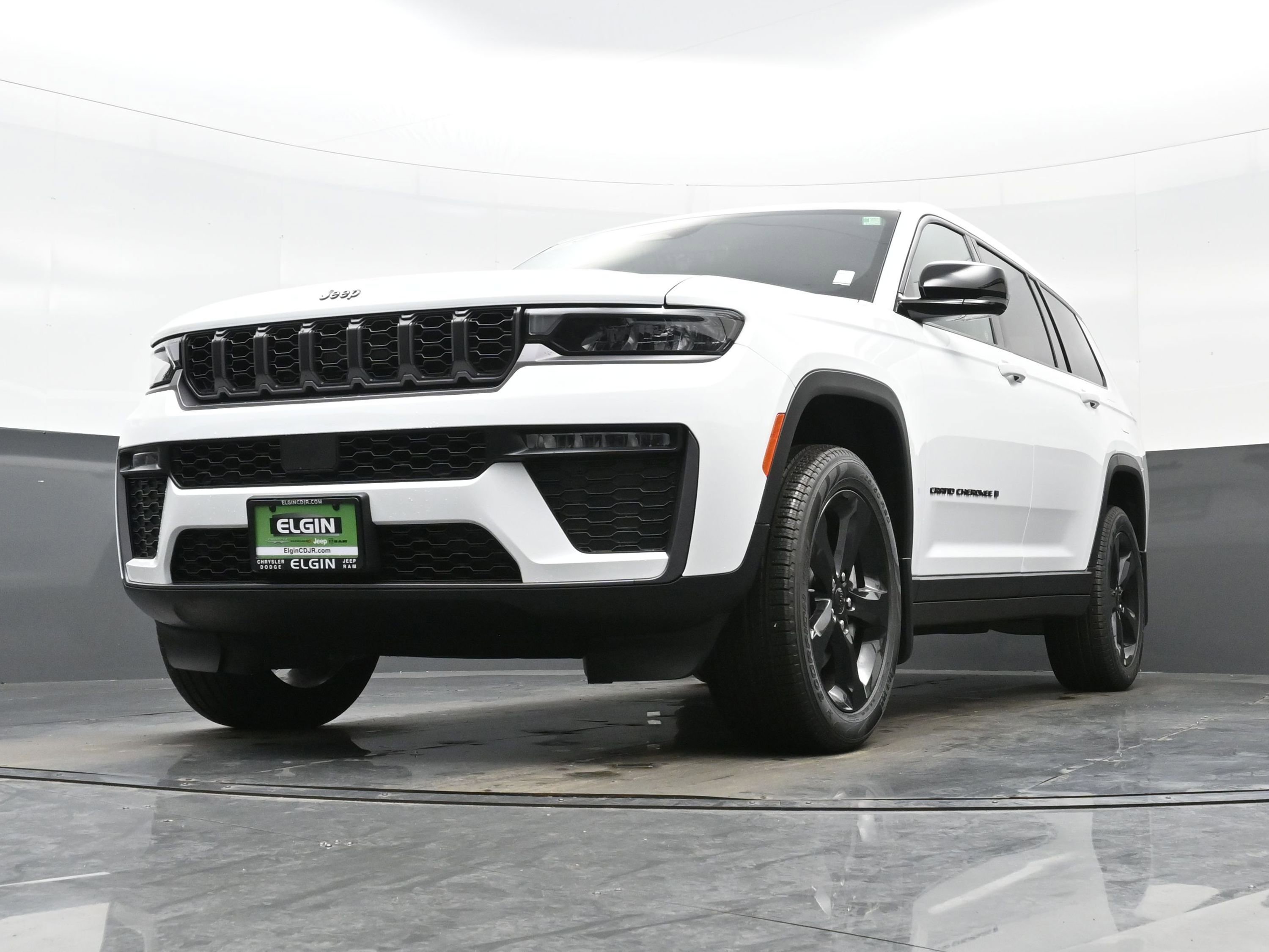 New 2026 Jeep Grand Cherokee L Limited w/ Limited Altitude Package AWD/4WD image 12