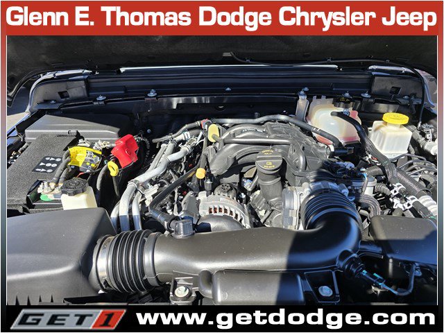 Certified 2023 Jeep Gladiator Willys image 17