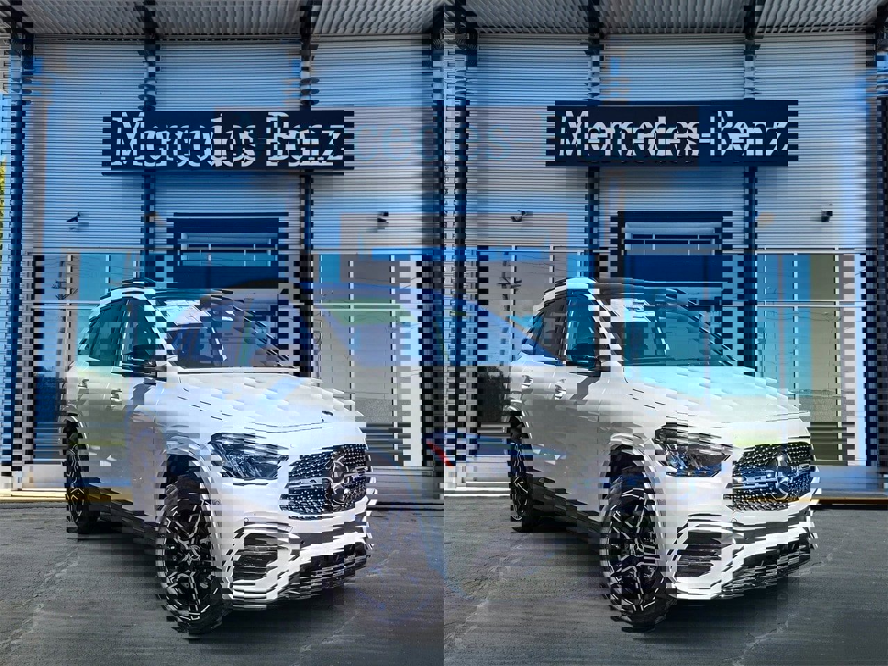 New 2025 Mercedes-Benz GLA 250 4MATIC