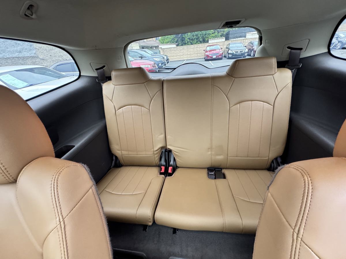 Used 2017 Buick Enclave Leather w/ Enclave Sport Touring Edition FWD image 26