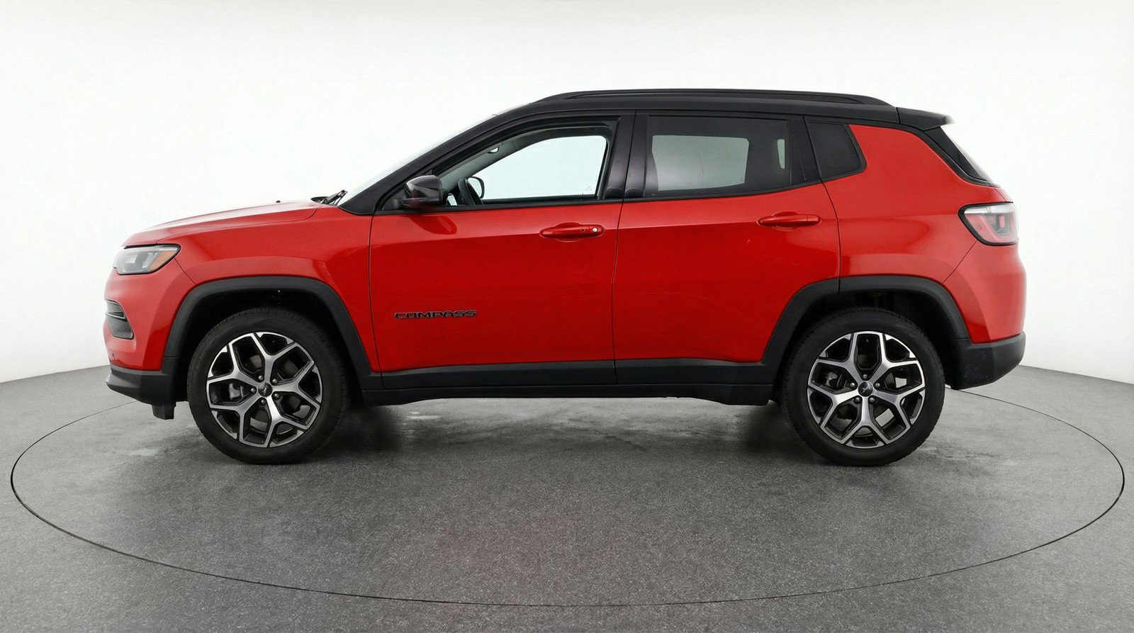 Used 2025 Jeep Compass Limited AWD/4WD image 5
