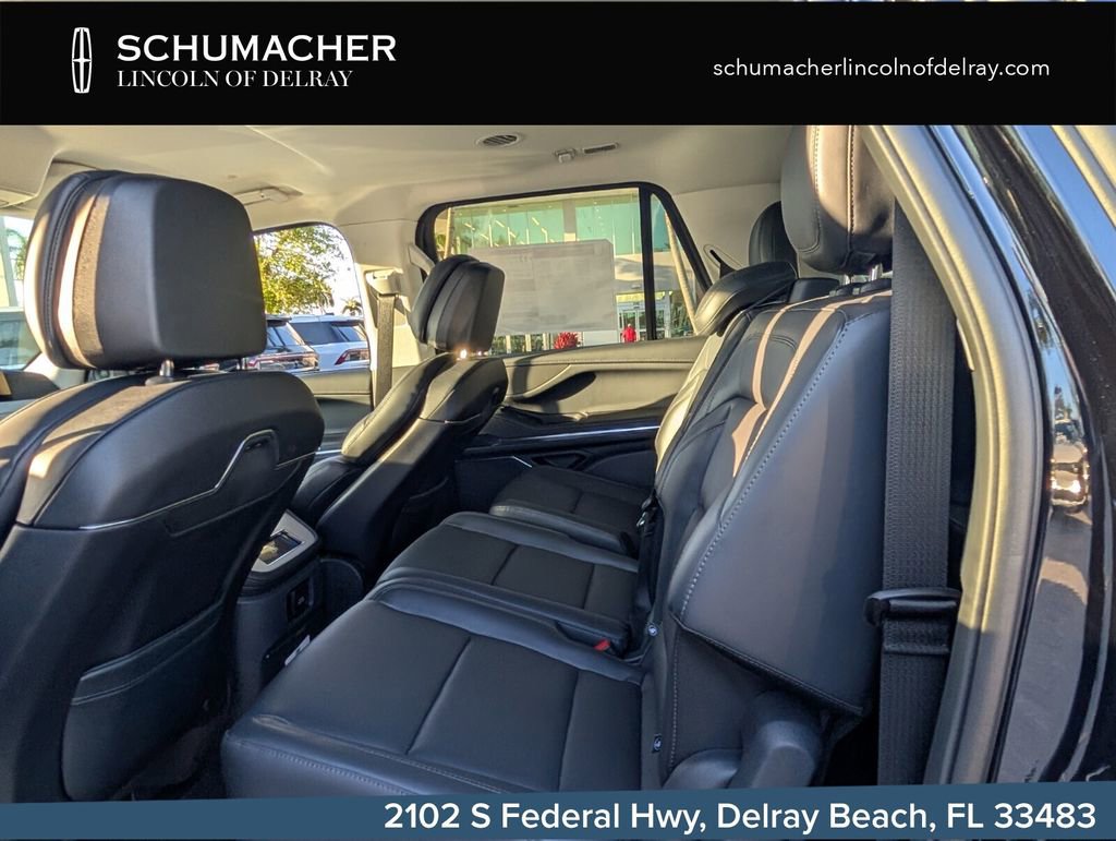 New 2026 Lincoln Navigator L Premier AWD/4WD image 13