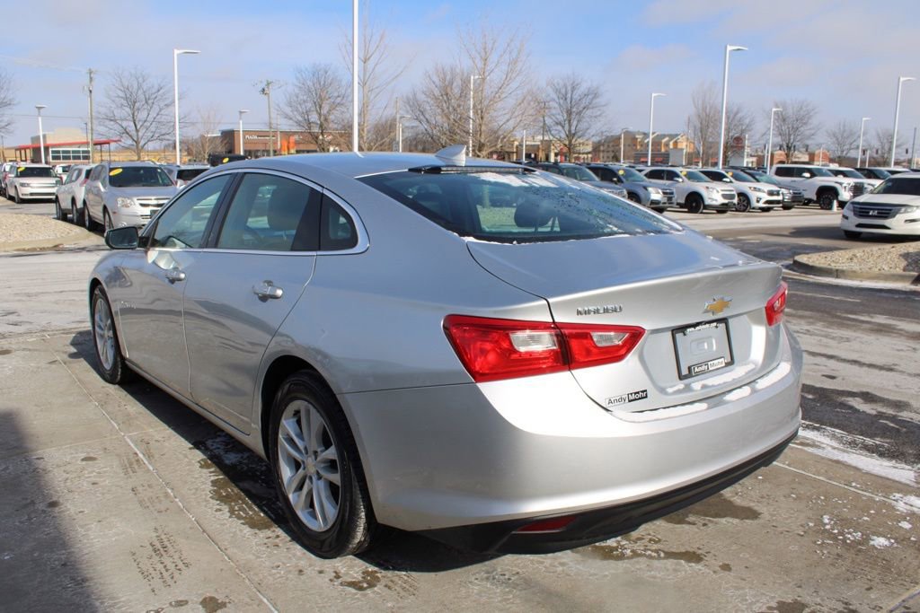 Used 2016 Chevrolet Malibu LT w/ Leather Package image 5