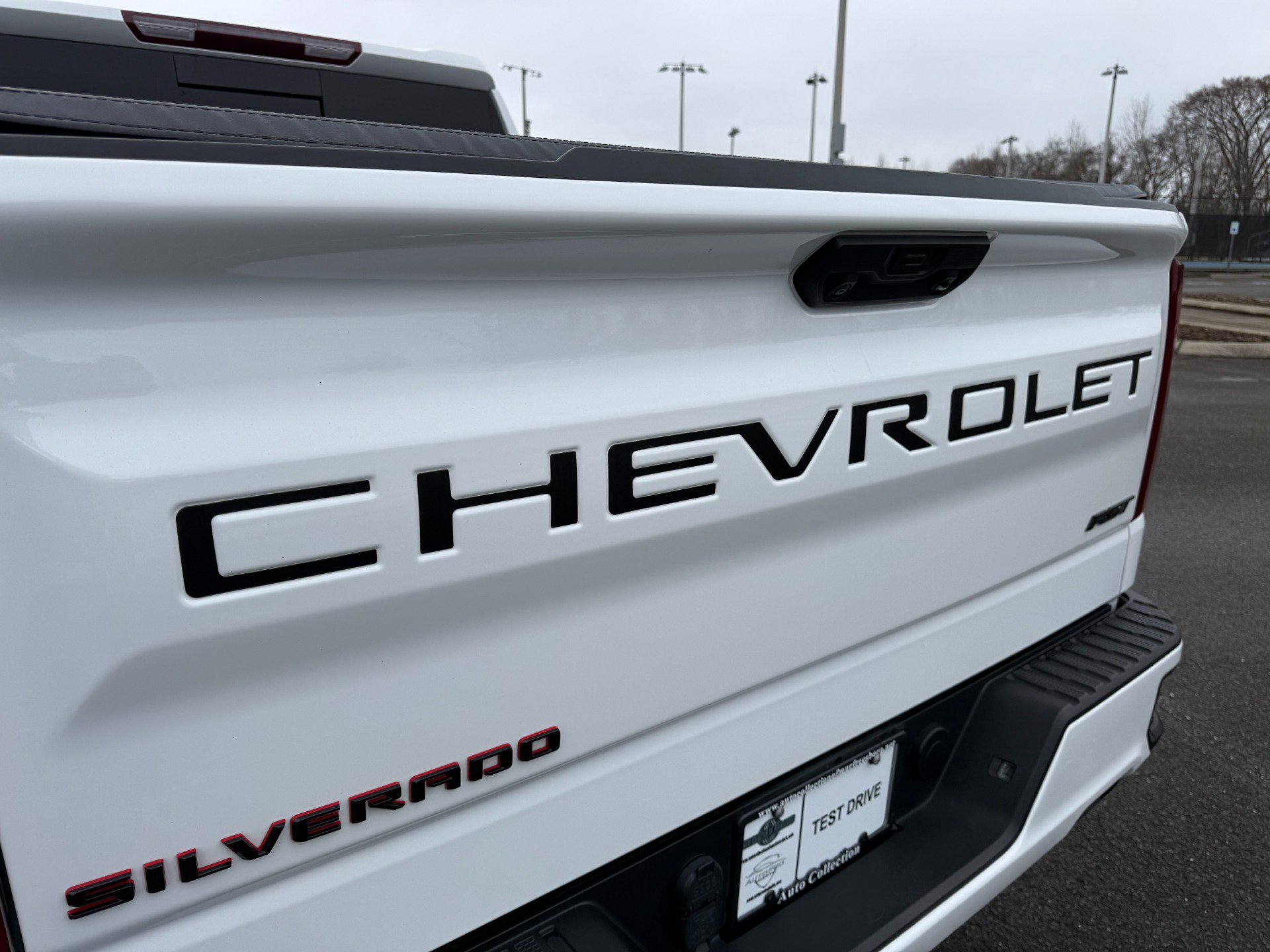 Used 2024 Chevrolet Silverado 1500 RST w/ Redline Edition AWD/4WD image 50