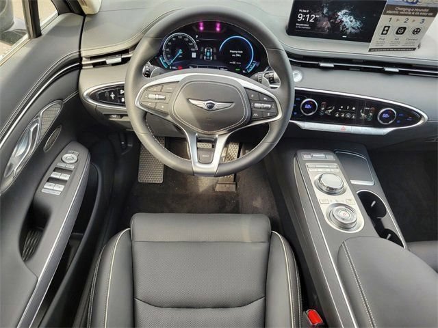 Used 2025 Genesis Electrified GV70 w/ Prestige Package AWD/4WD image 14