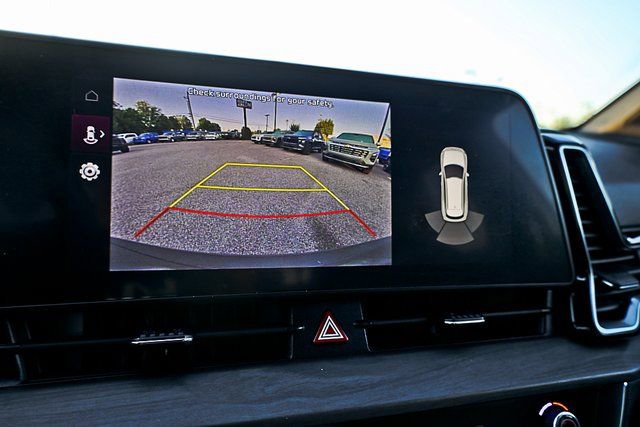 Certified 2023 Kia Sportage X-Line image 4