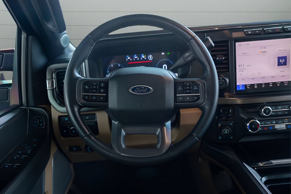 Used 2024 Ford F350 Lariat w/ Lariat Ultimate Package AWD/4WD image 37