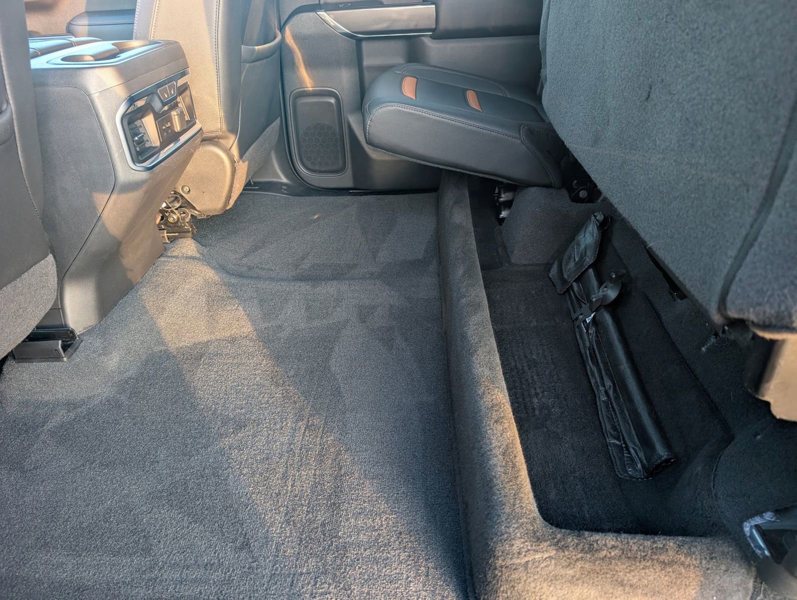 Used 2021 GMC Sierra 1500 AT4 image 28