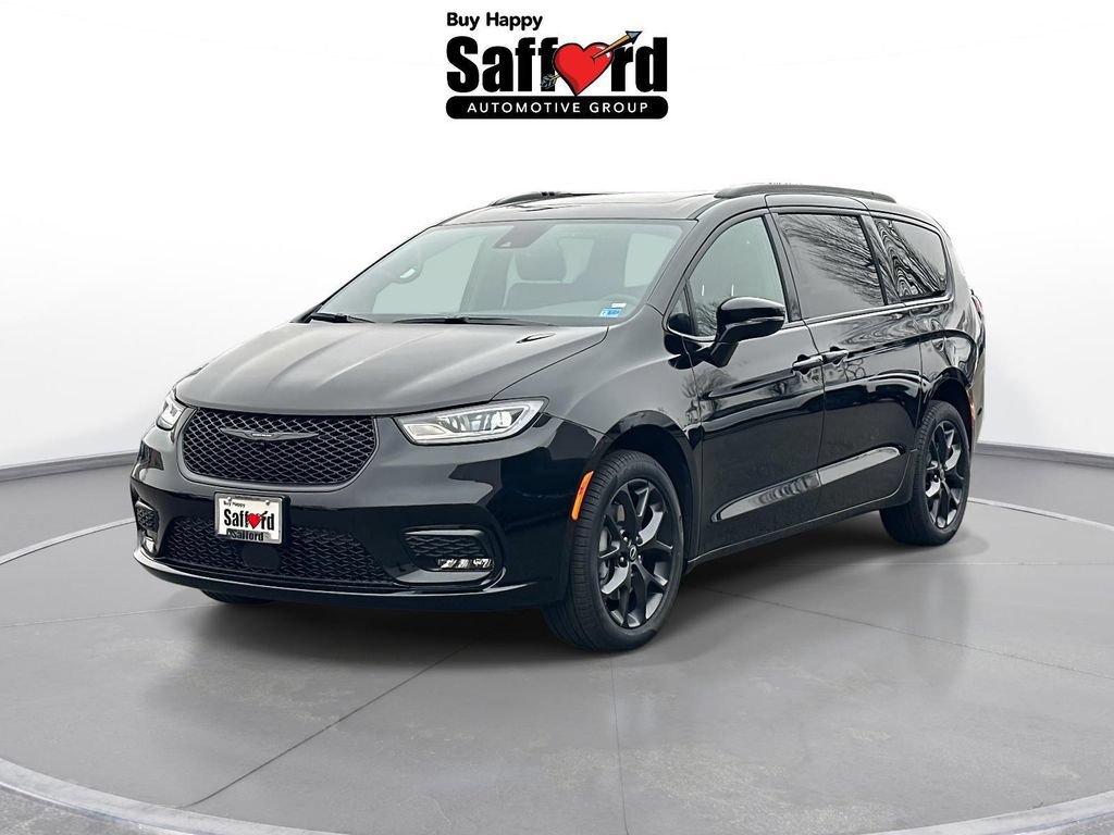 New 2026 Chrysler Pacifica Select w/ S Appearance Package AWD/4WD image 1