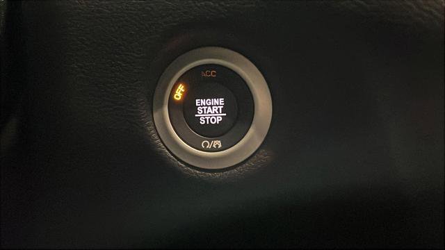 New 2026 Chrysler Pacifica Select image 24