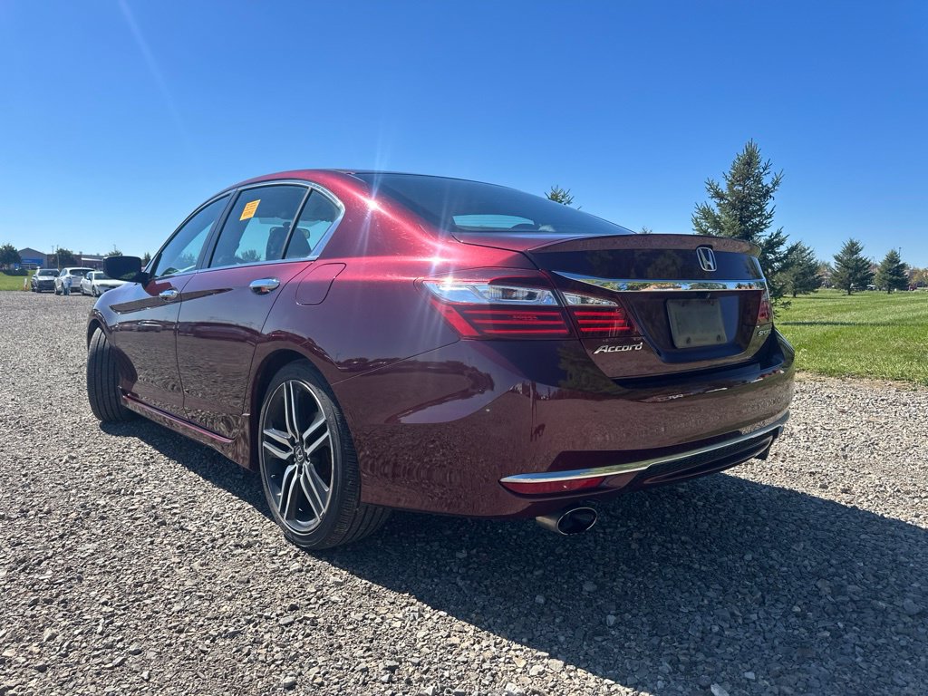 Used 2016 Honda Accord Sport image 7