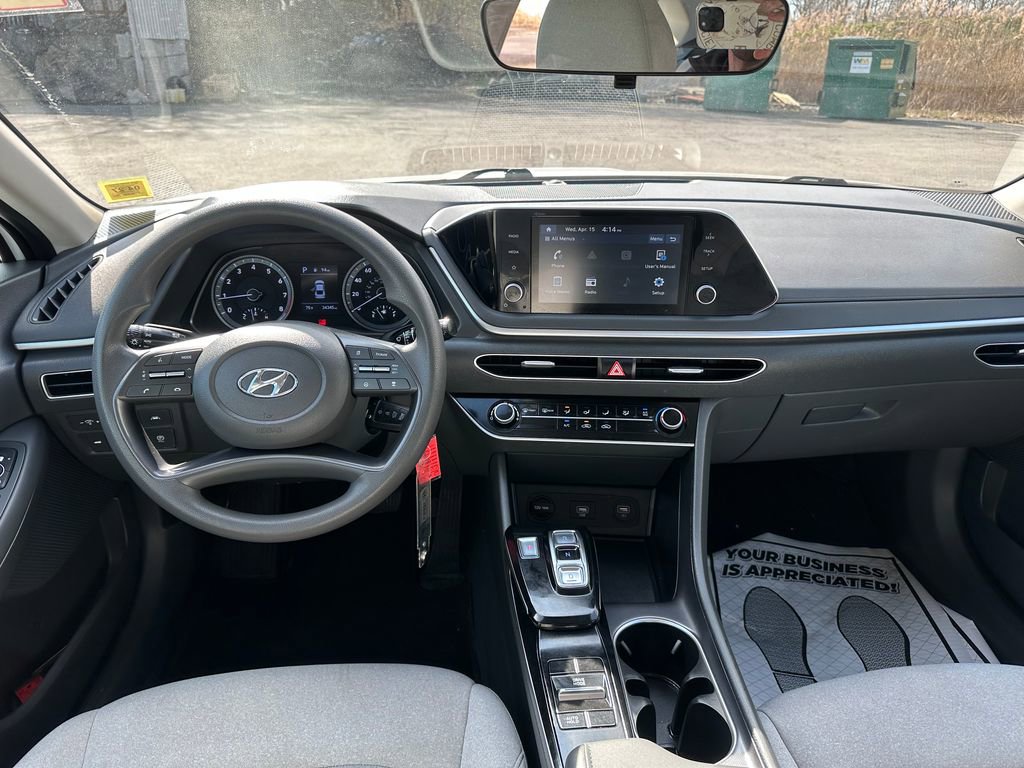 Used 2021 Hyundai Sonata SE w/ Preferred Accessory Package FWD image 23