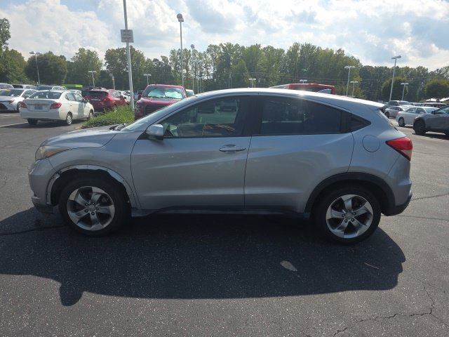 Used 2018 Honda HR-V LX image 5