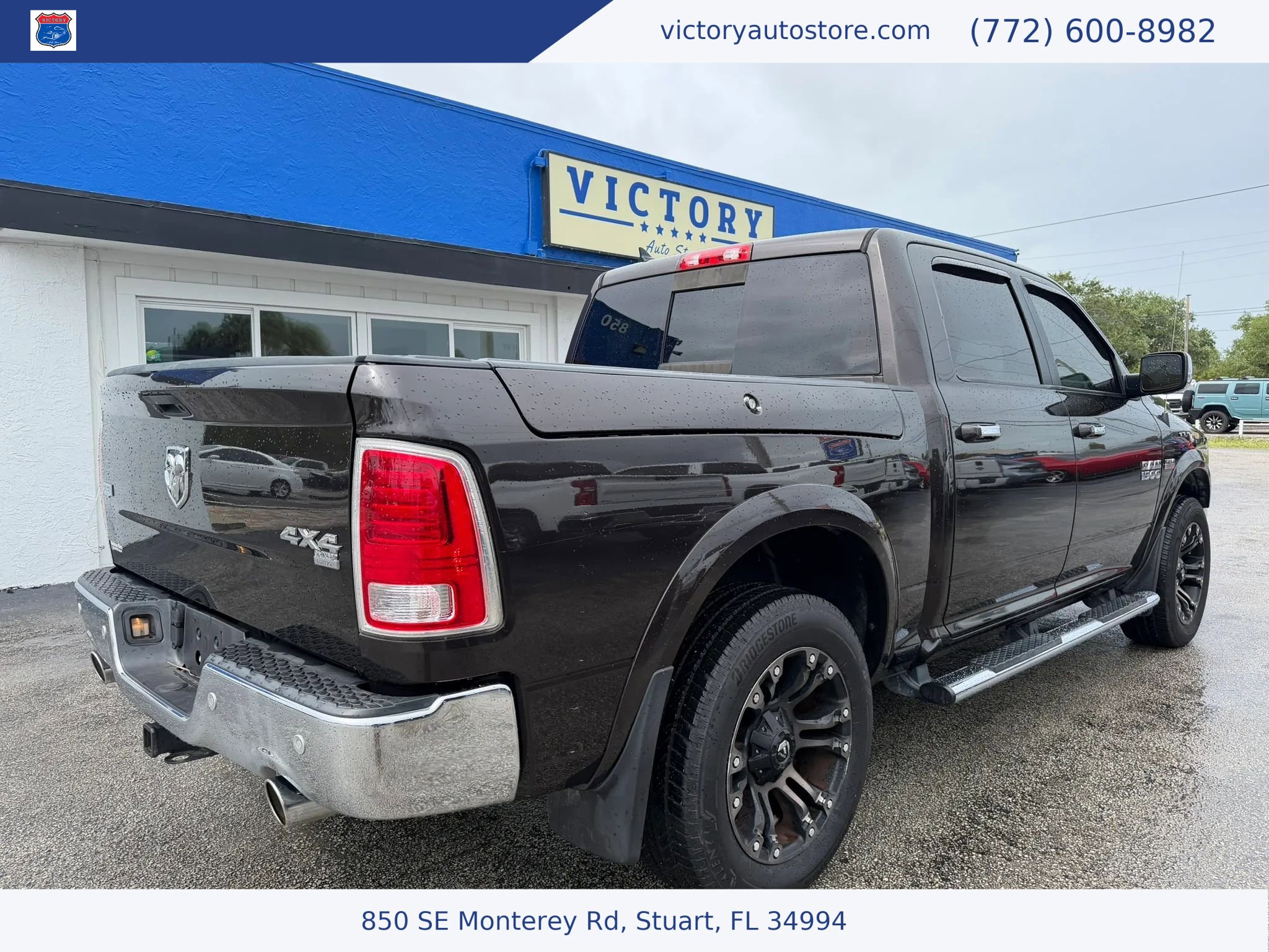 Used 2017 RAM 1500 Laramie w/ Convenience Group AWD/4WD image 4