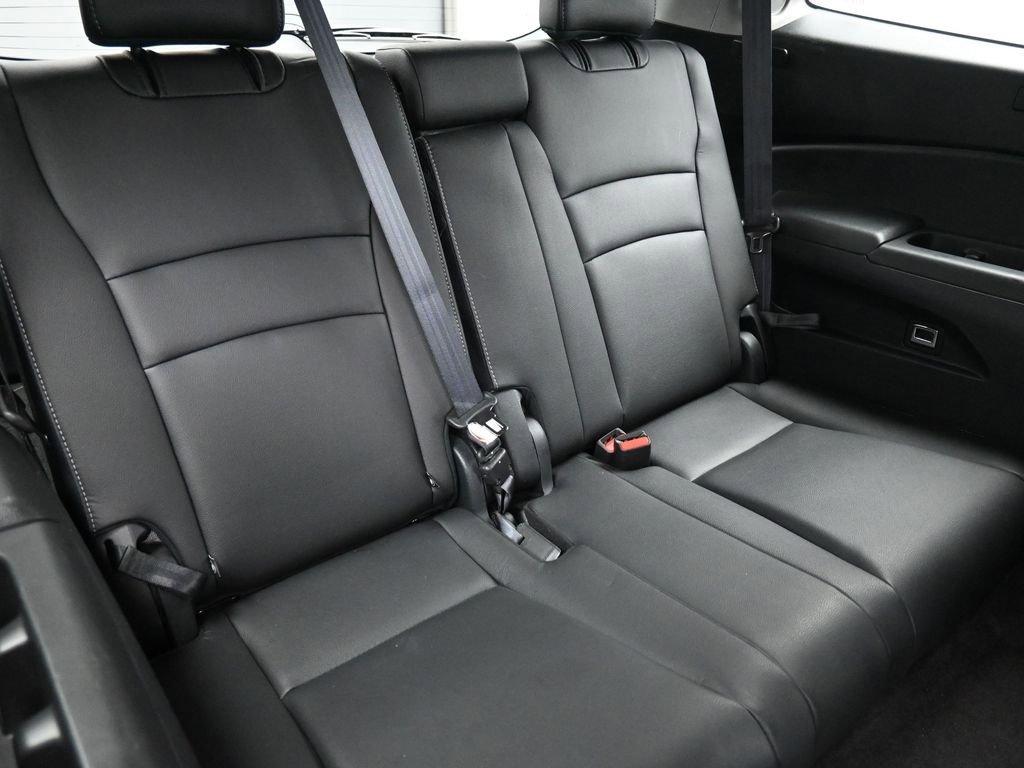 Certified 2022 Honda Pilot Touring image 26