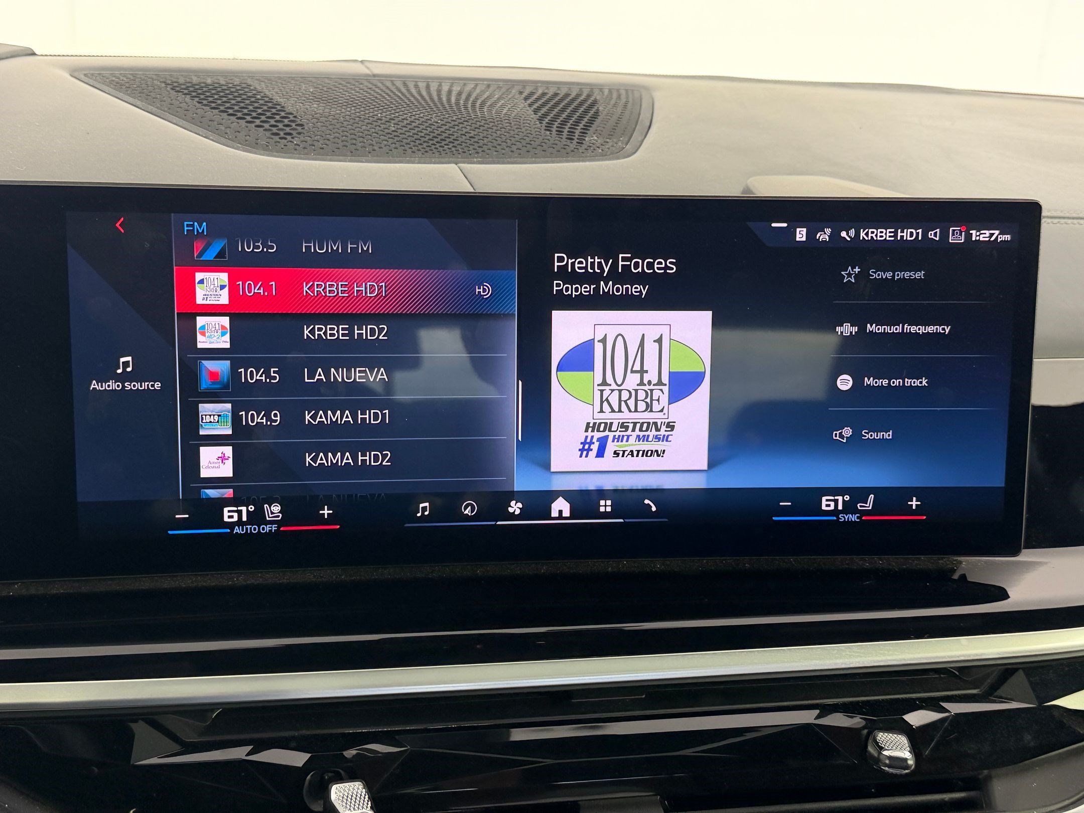 Used 2024 BMW X7 M60i w/ Executive Package AWD/4WD image 25