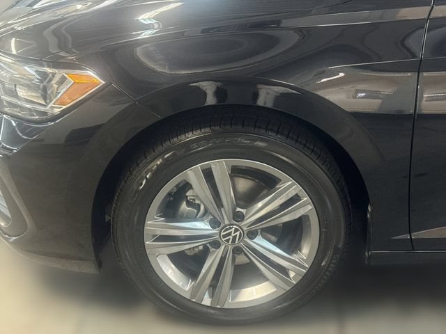 Certified 2023 Volkswagen Jetta SE FWD image 20