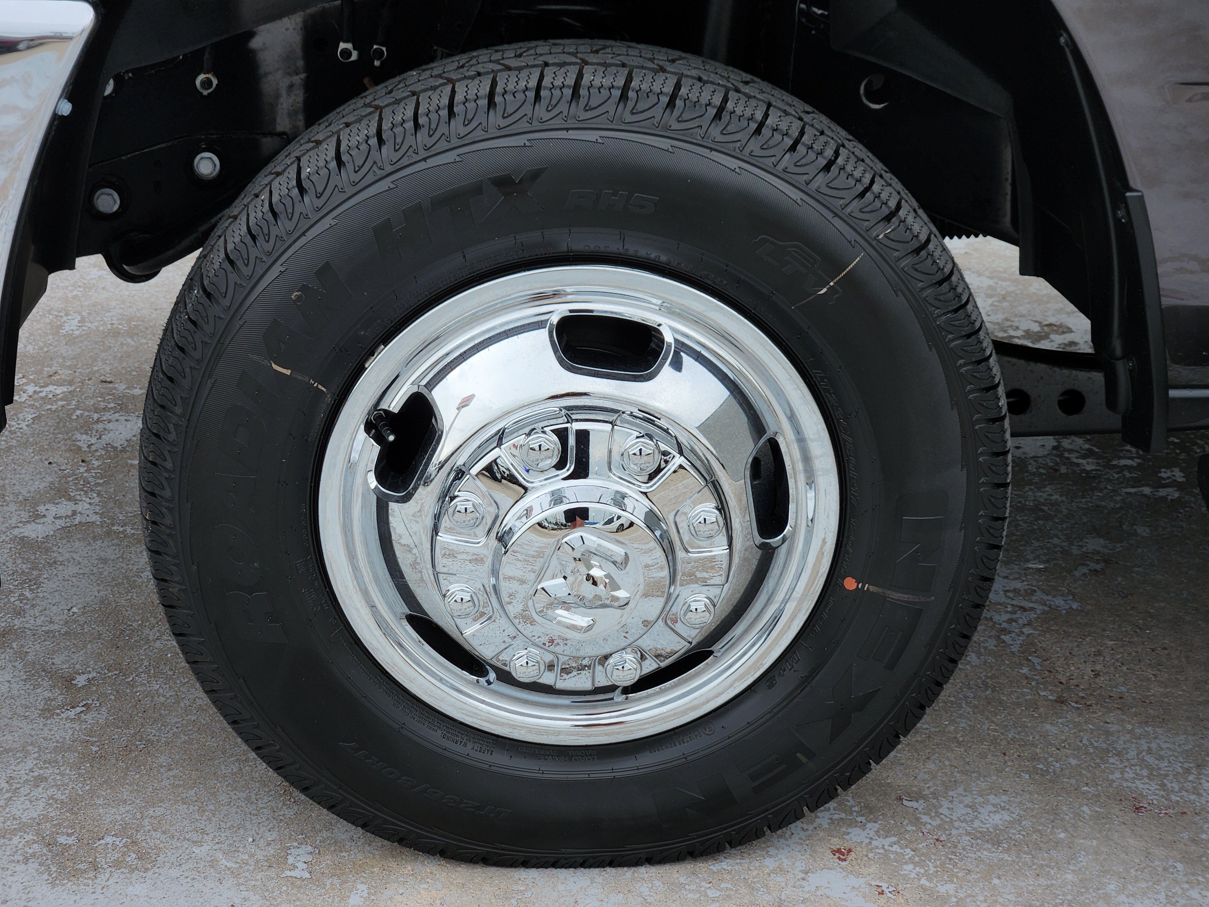 New 2026 RAM 3500 Tradesman AWD/4WD image 10