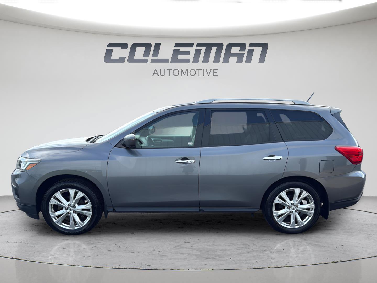 Used 2018 Nissan Pathfinder SL w/ SL Premium Package AWD/4WD image 7