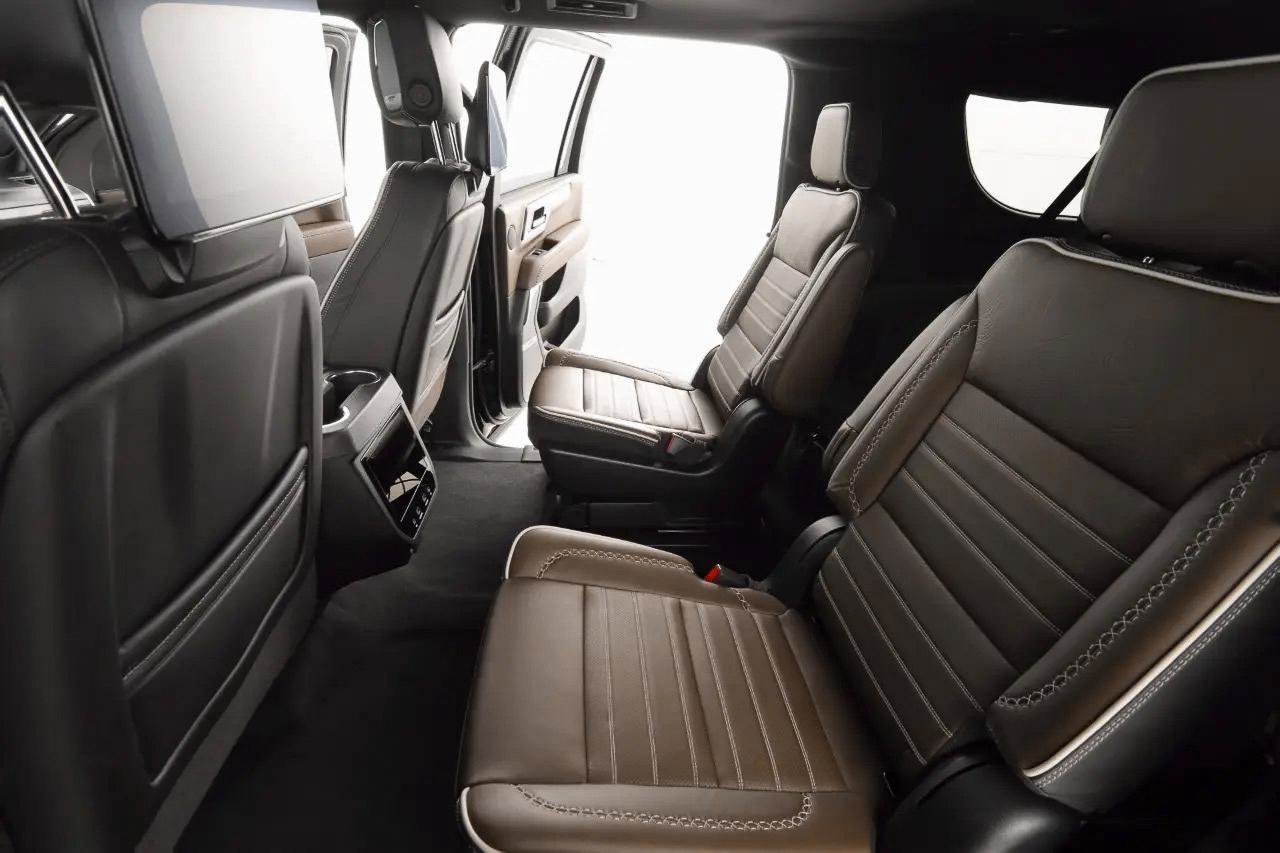 Used 2025 GMC Yukon XL Denali Ultimate image 28