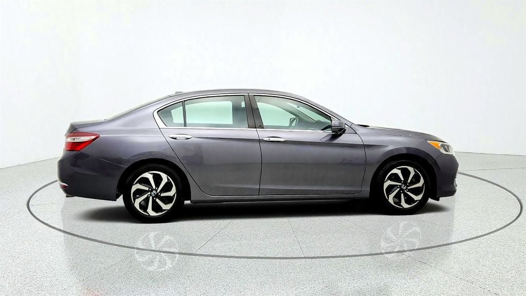 Used 2017 Honda Accord EX-L image 4