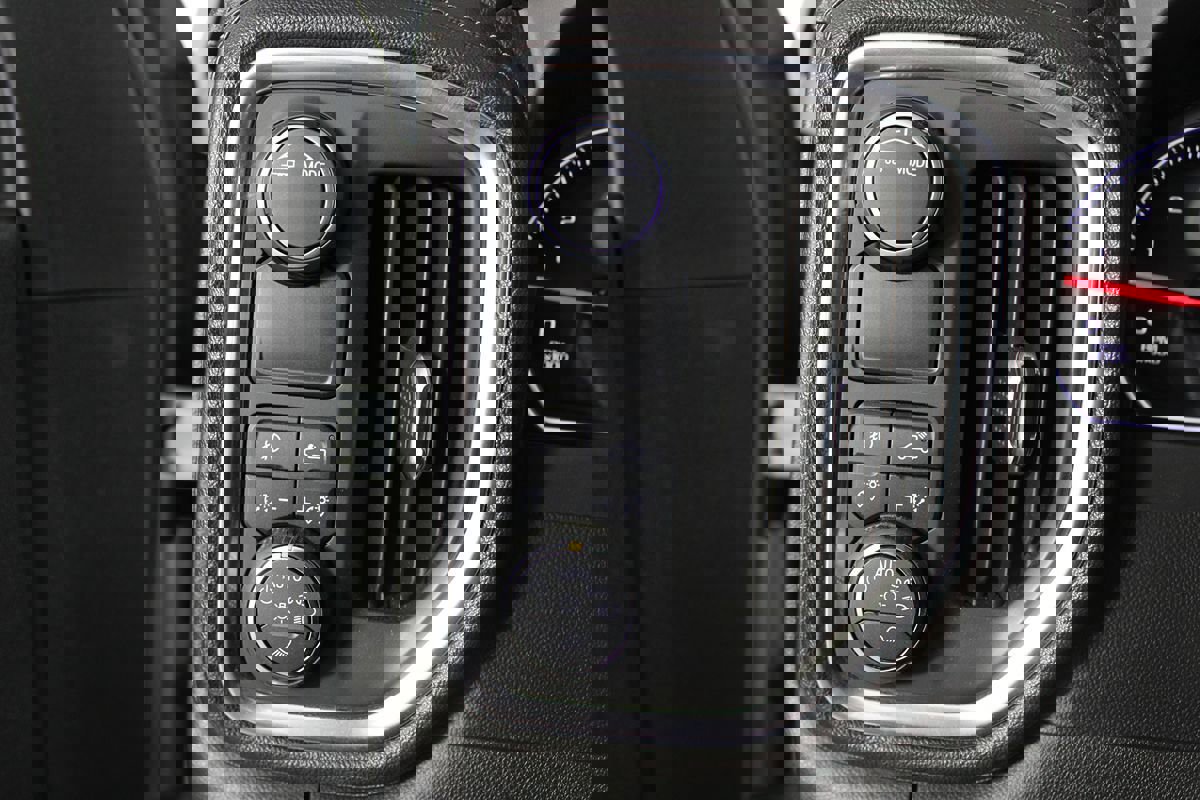 Used 2020 Chevrolet Silverado 2500 LTZ w/ LTZ Plus Package image 14