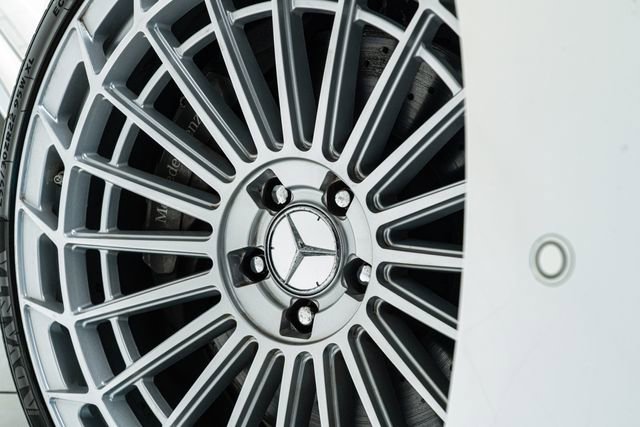 Used 2022 Mercedes-Benz S 580 4MATIC Sedan image 6