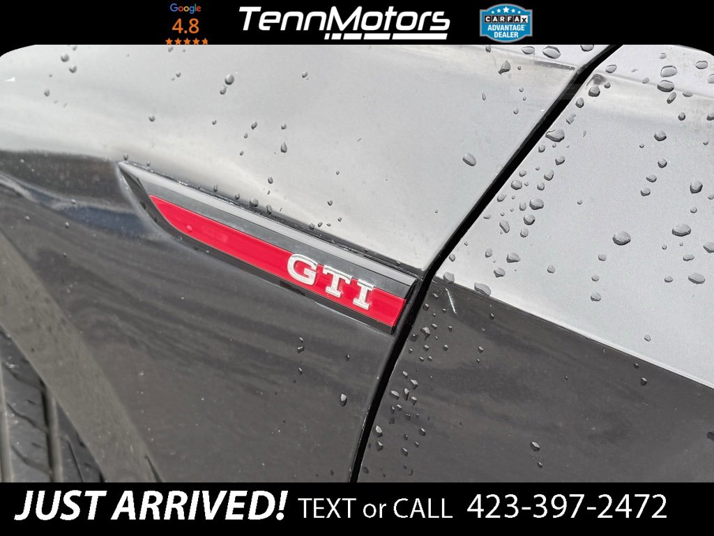 Used 2022 Volkswagen GTI SE w/ SE Leather Package image 10