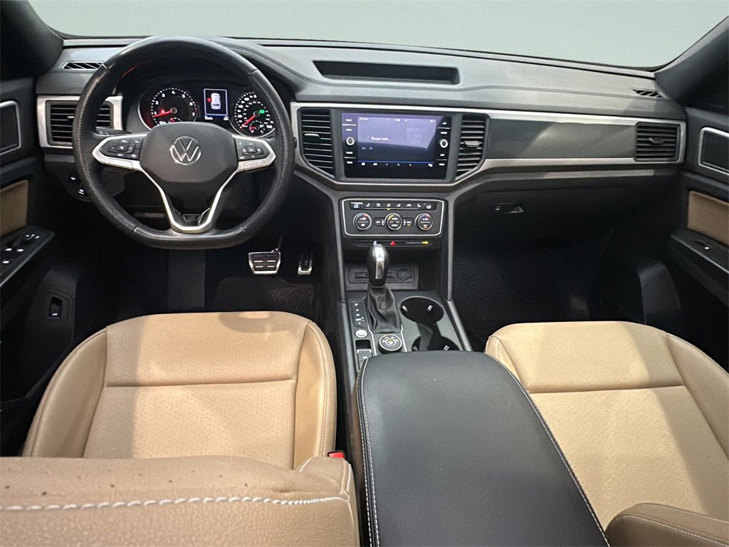 Used 2020 Volkswagen Atlas Cross Sport SE w/ Panoramic Sunroof Package image 18