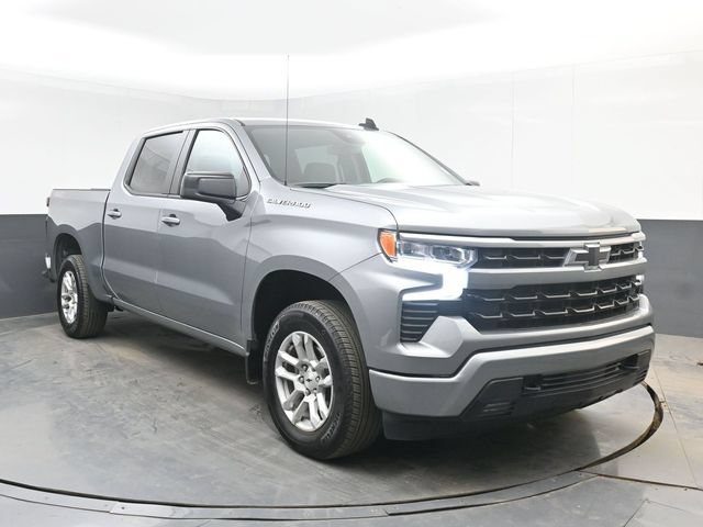 Used 2026 Chevrolet Silverado 1500 RST AWD/4WD image 2