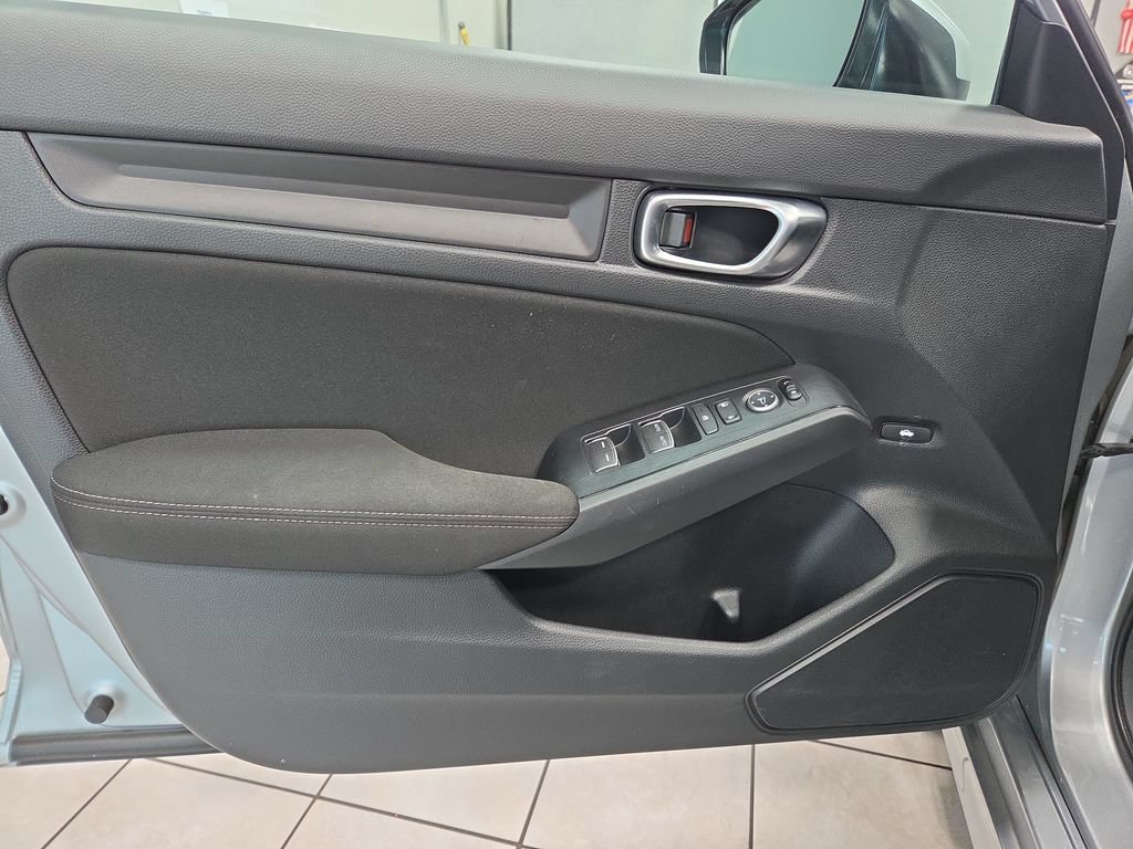 Used 2025 Honda Civic LX image 28