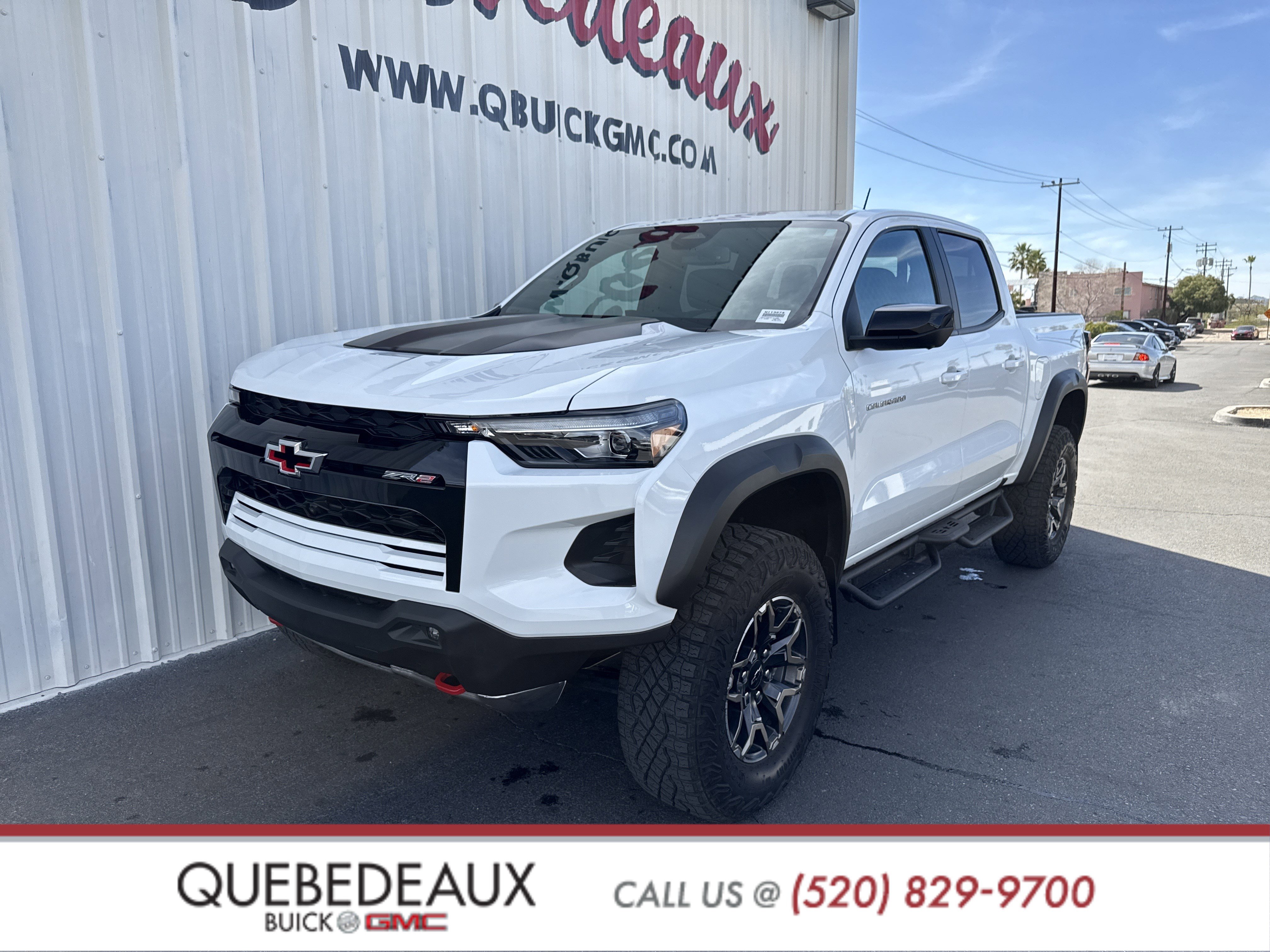 Used 2024 Chevrolet Colorado ZR2 w/ Technology Package image 12