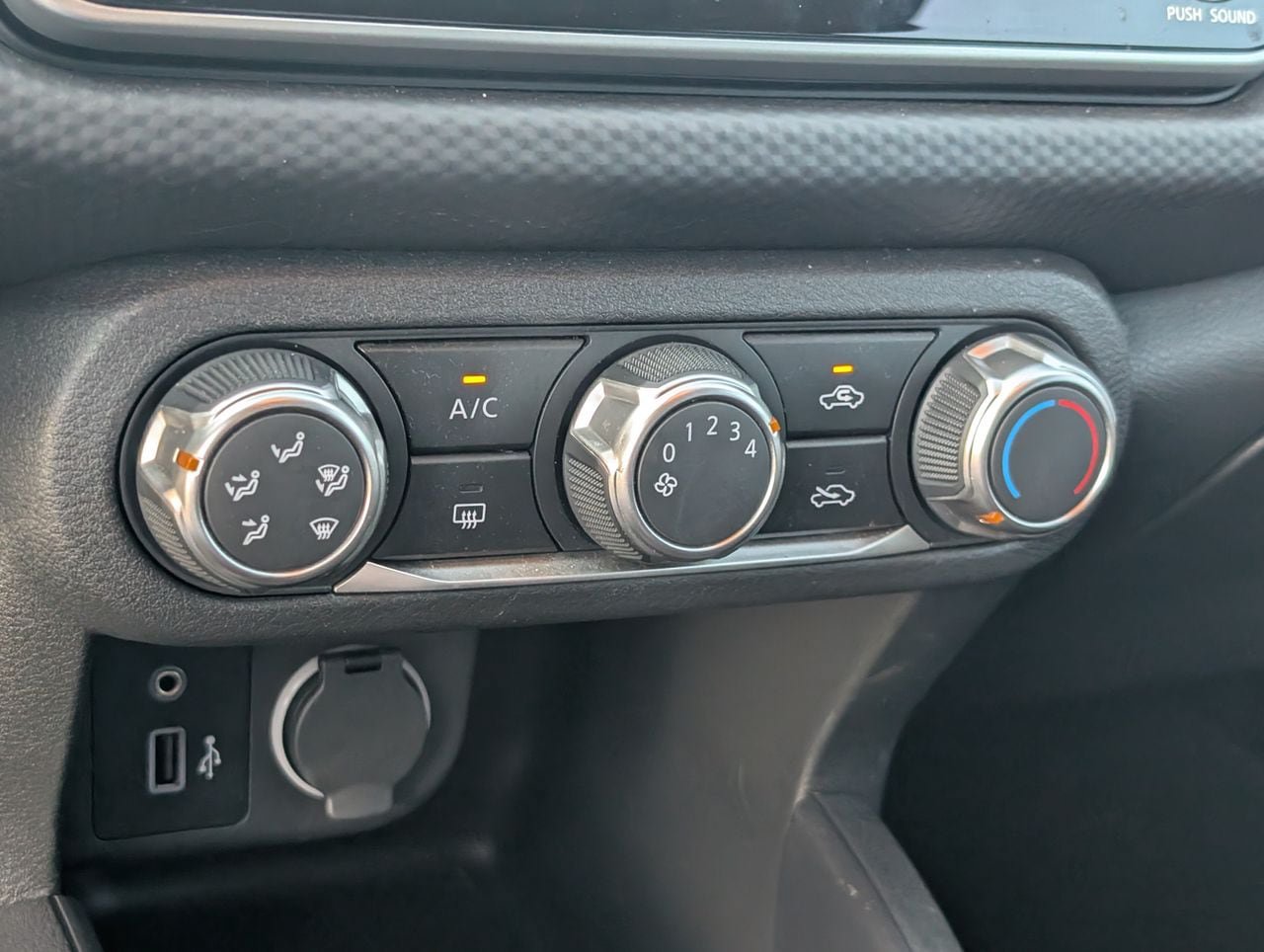 Certified 2025 Nissan Kicks Play S FWD image 17