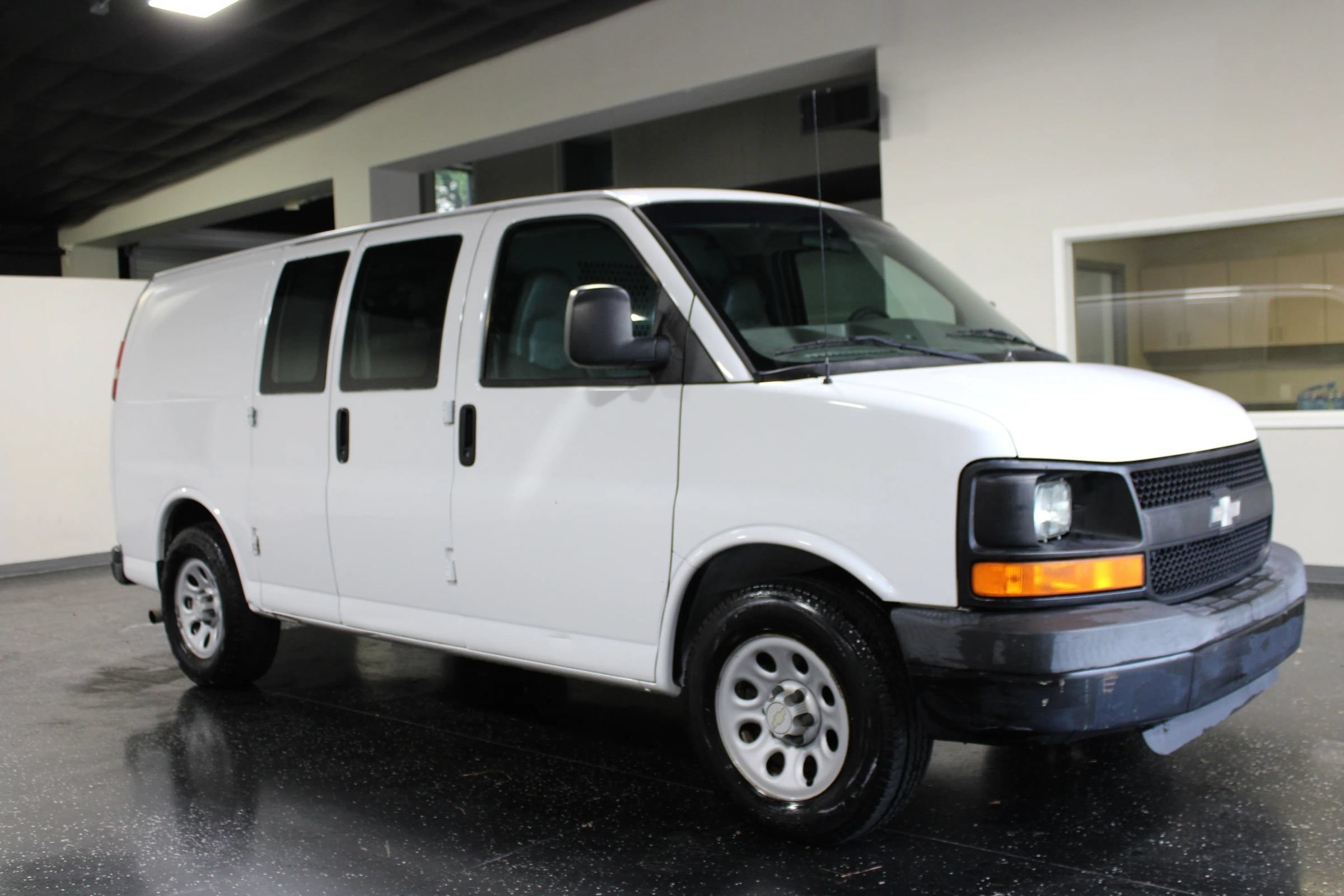 Used 2009 Chevrolet Express 1500
