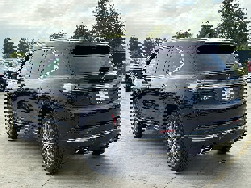 Used 2026 Buick Enclave Avenir w/ Super Cruise Package image 14