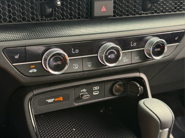 Certified 2024 Honda CR-V EX image 25