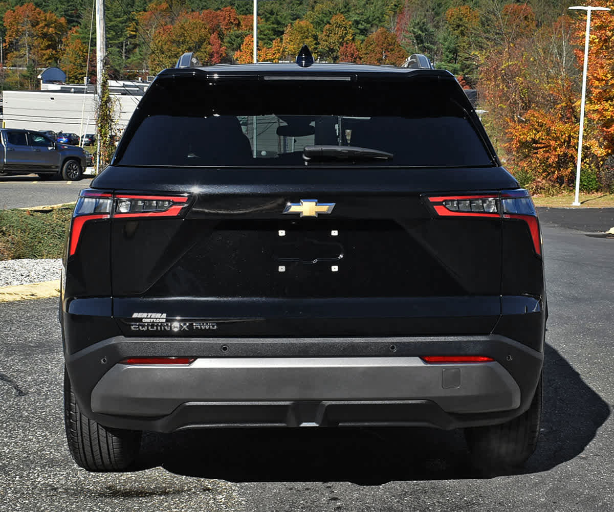 Used 2025 Chevrolet Equinox LT AWD/4WD image 7