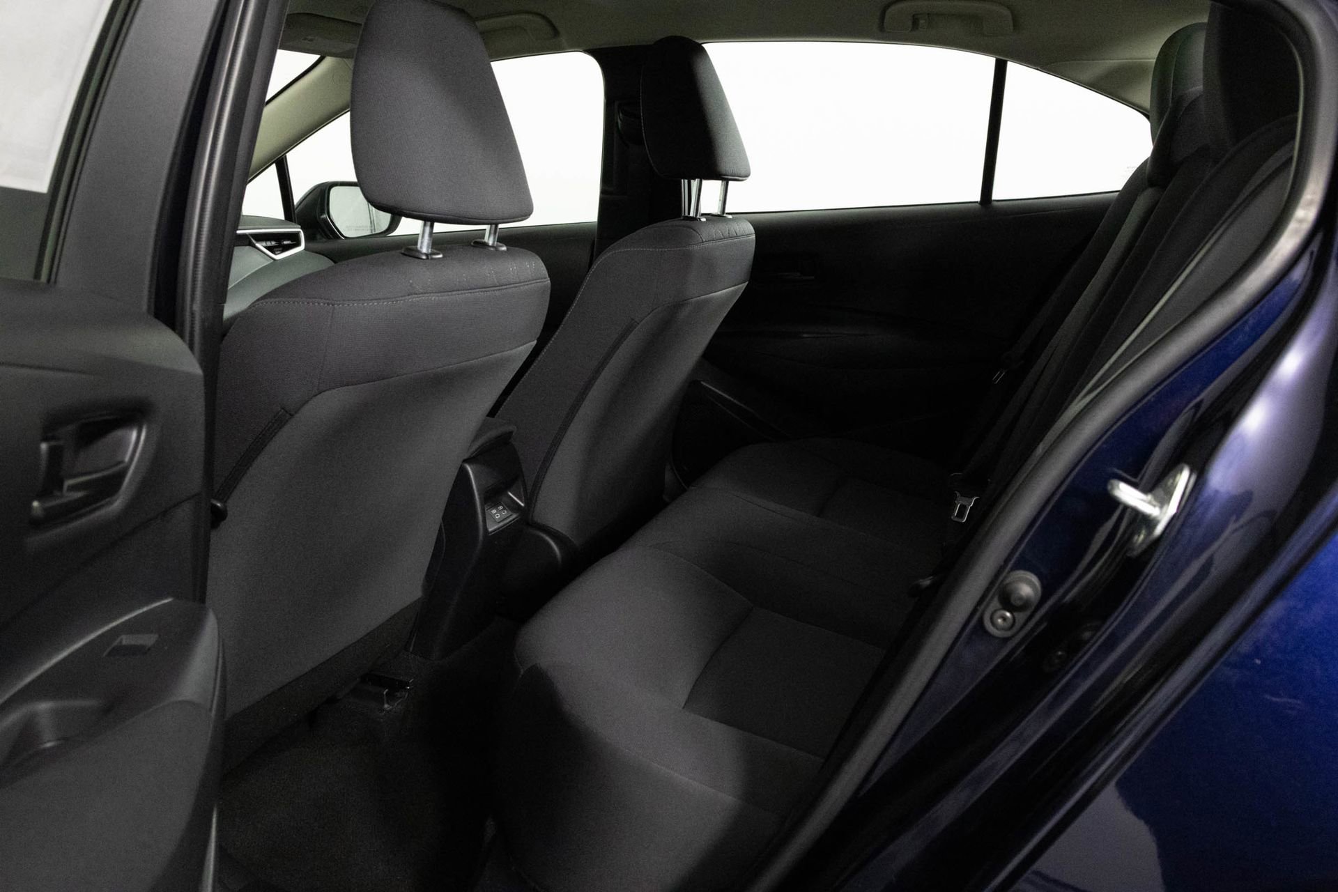 Used 2023 Toyota Corolla LE FWD image 32