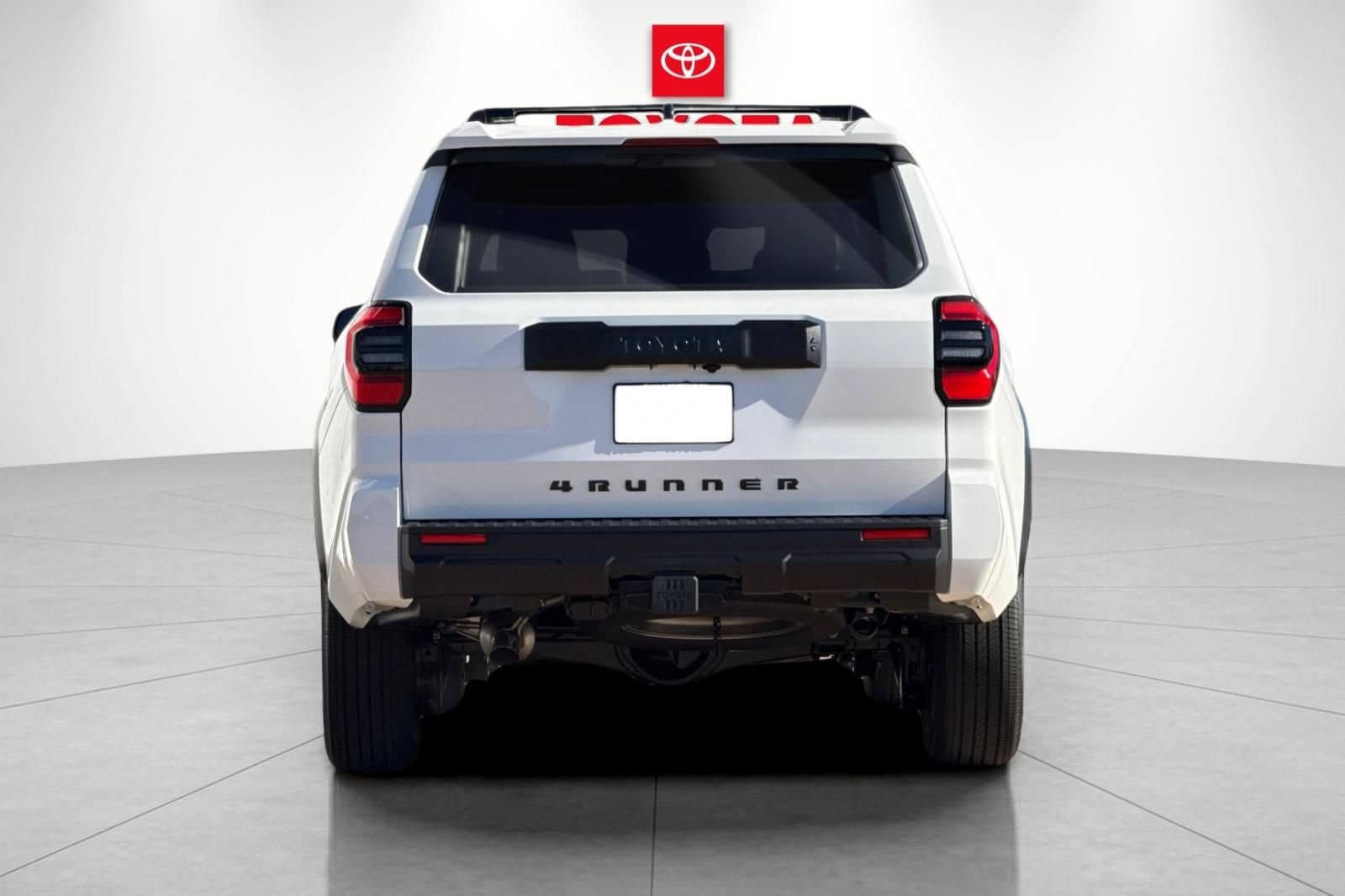 New 2026 Toyota 4Runner SR5 AWD/4WD image 4