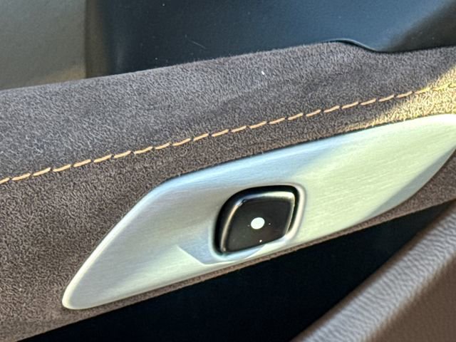 Used 2015 Chevrolet Corvette Stingray Coupe w/ 3LT Preferred Equipment Group image 21