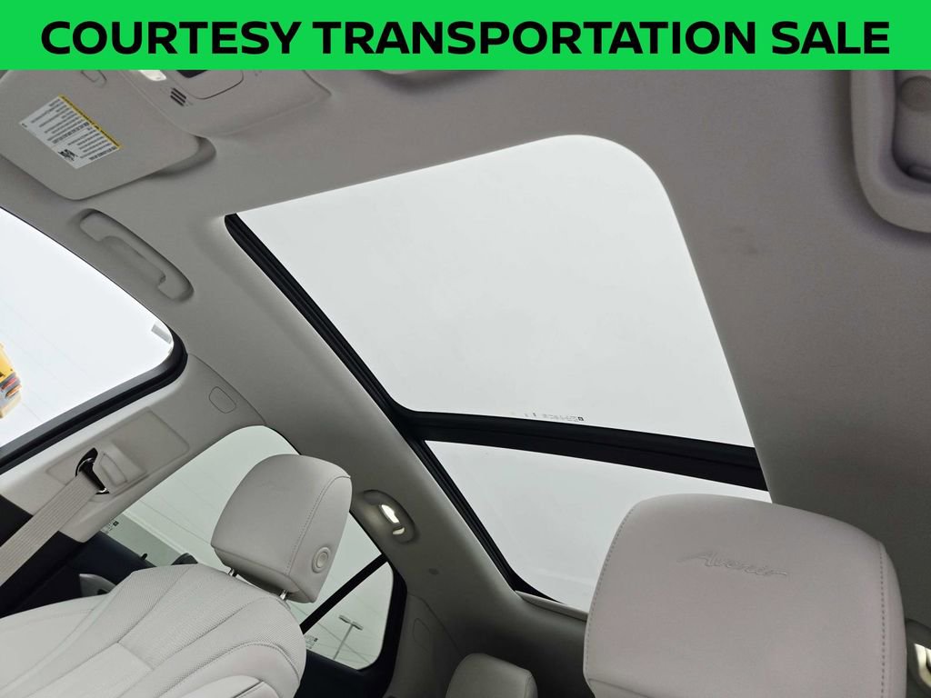 New 2026 Buick Envision Avenir image 9