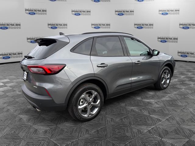 New 2026 Ford Escape ST-Line w/ Tech Pack #1 image 5