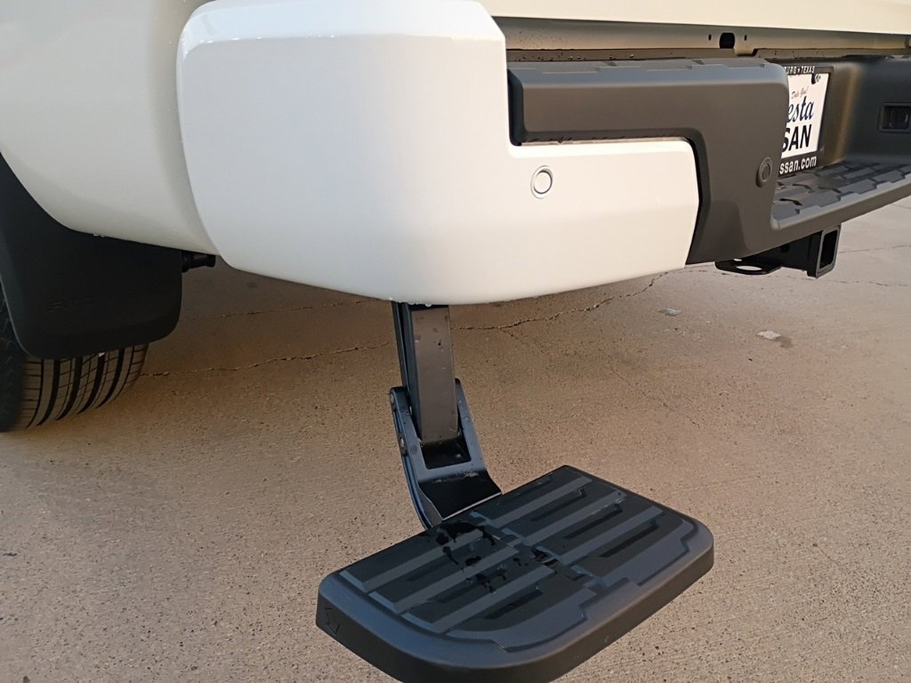 New 2026 Nissan Frontier SV w/ Tow Package image 7