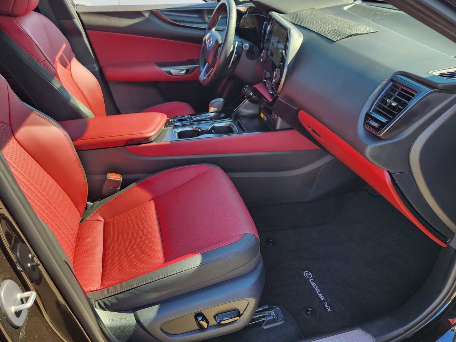 Used 2025 Lexus NX 350 NX 350 image 11