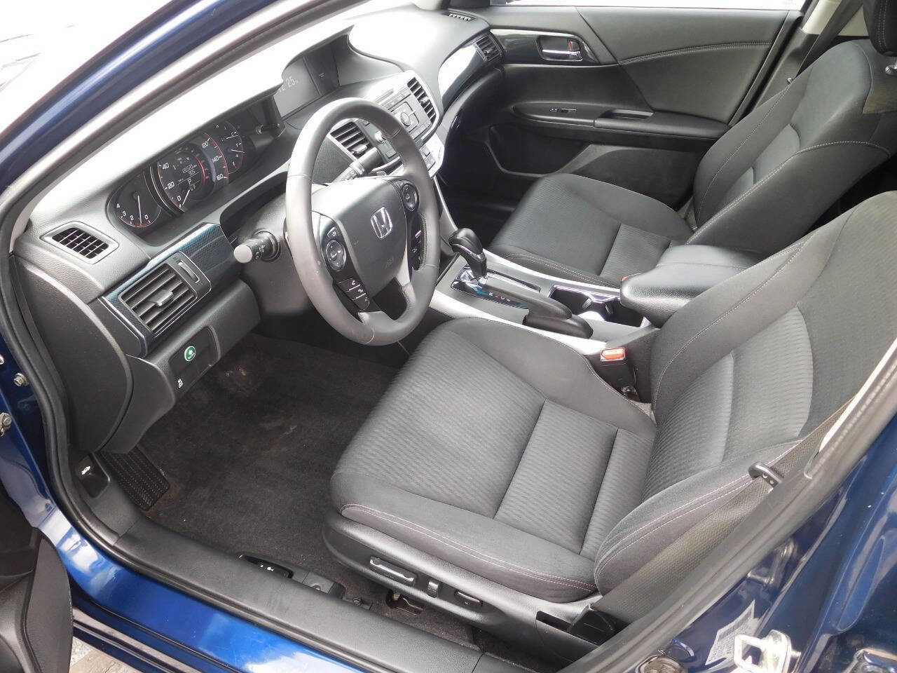 Used 2014 Honda Accord Sport image 4