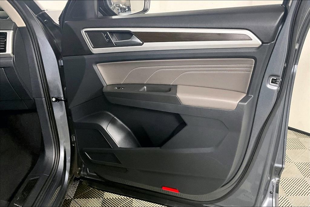 Used 2022 Volkswagen Atlas SE image 23